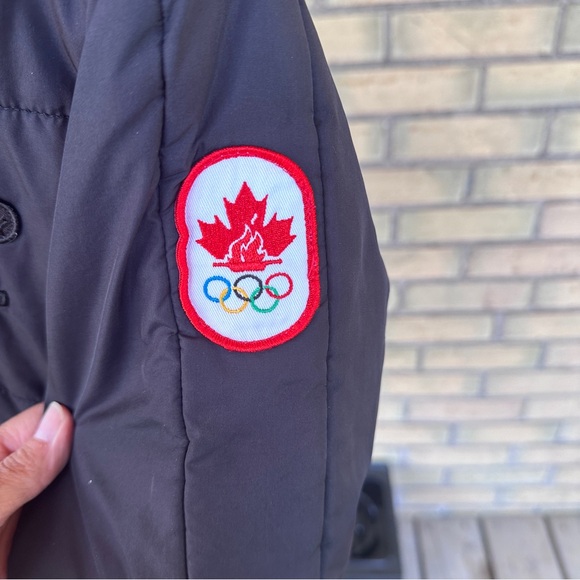 Hudson’s Bay Company Team Canada Jacket - Picture 5 of 8
